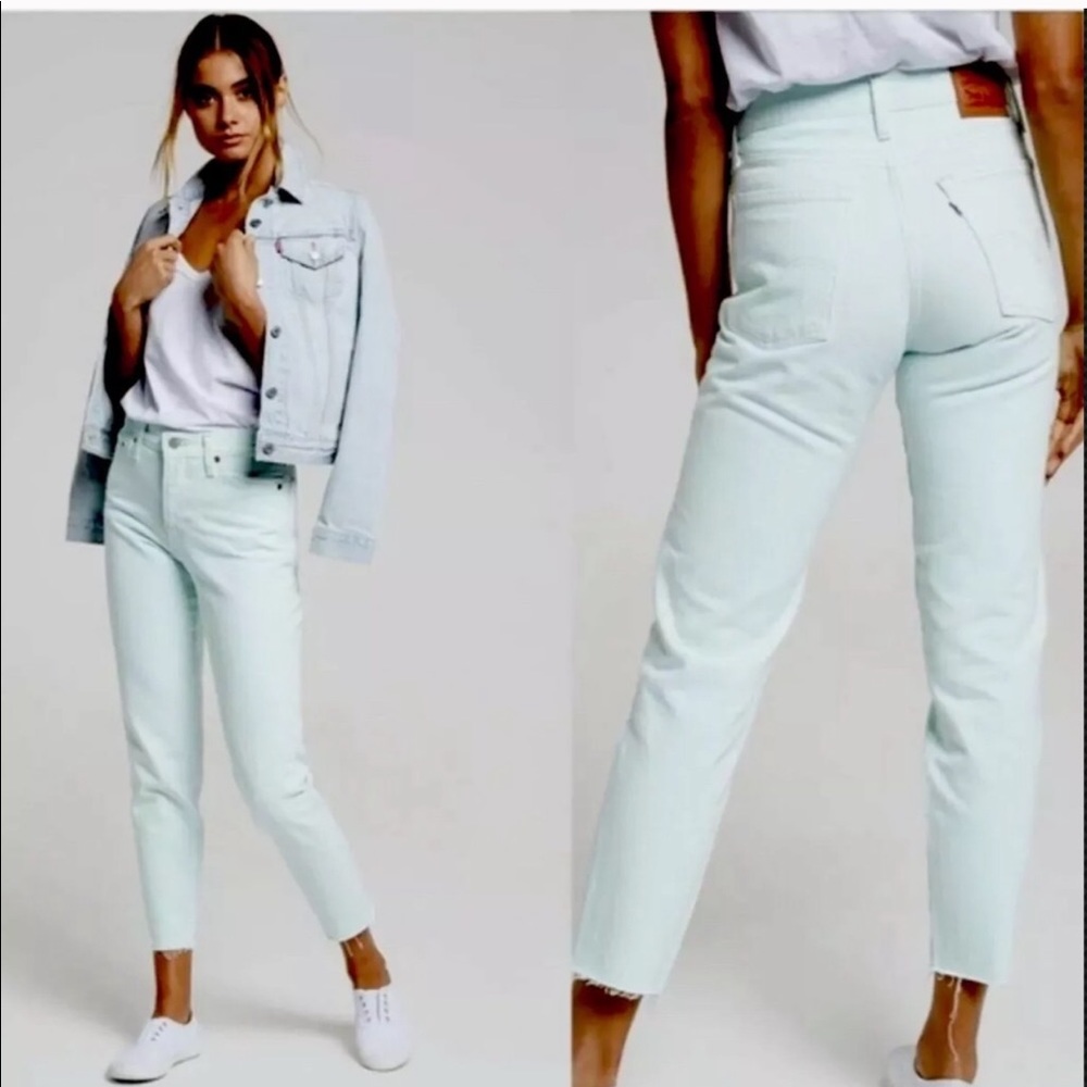ULTRA Flattering Levi’s High Rise Wedgie Jean